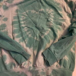 Green Tie-Dye Sweatshirt